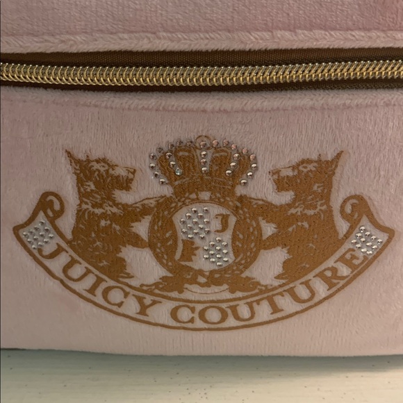 Juicy Couture Pink Velvet Cosmetic Case - Picture 3 of 5